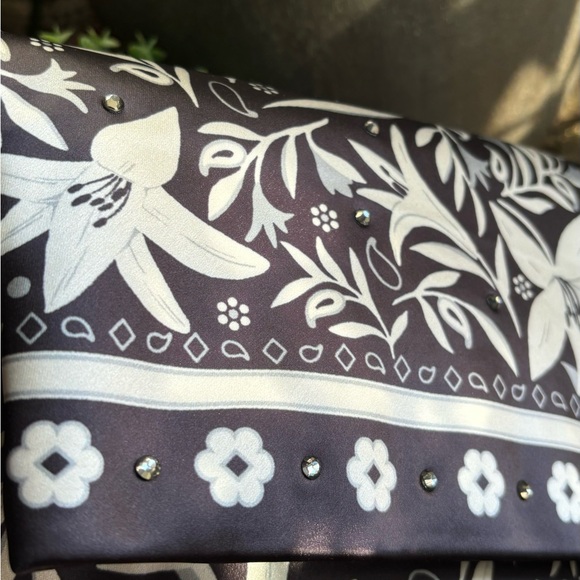 Authentic KATE SPADE Satin/Crystals bandana clutch/Shoulder bag - Picture 12 of 16